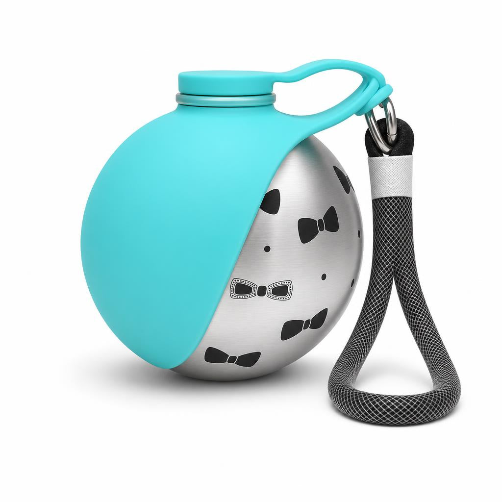 Lumora portable dog water bottle - Patterned Metallic Blue